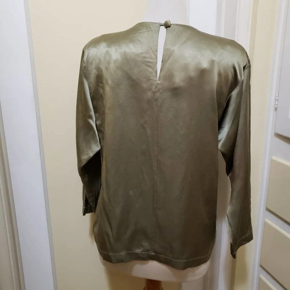 Olive Green Silk Pullover Top by Lisa Anne 1990s Medium - Picture 3 of 7